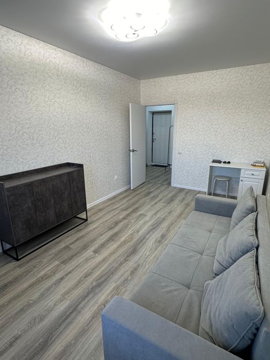 Сдам 1 комнатную Береке 49