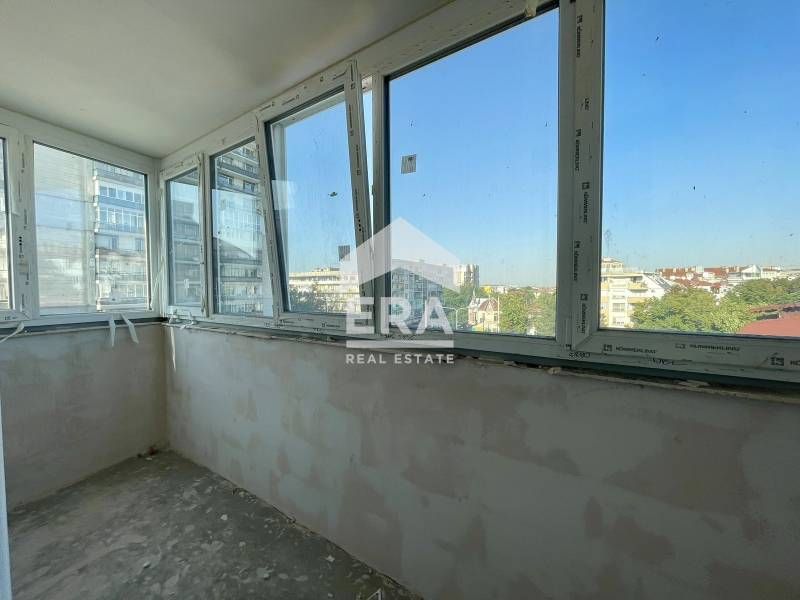 Тристаен апартамент ново строителство на бул. Бозвели