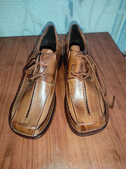 Продам женские туфли новые