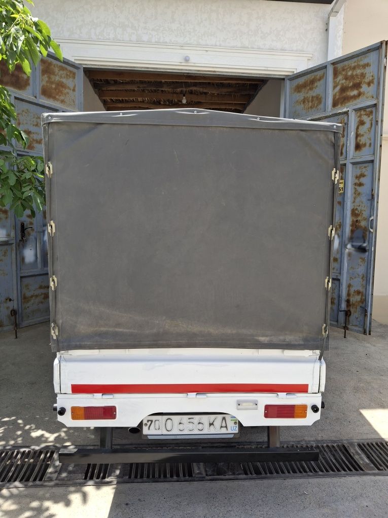 Damas labo sotiladi