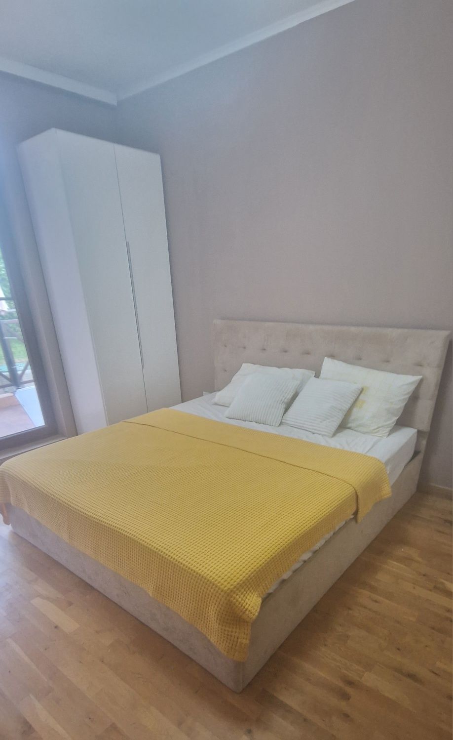 Тапицирана спална 180/200 с матрак Magniflex Silvercare и механизъм