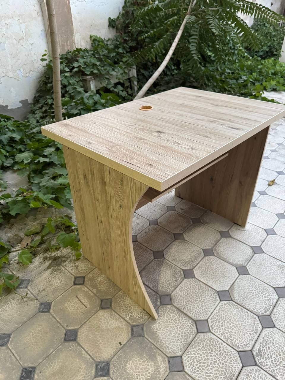 Компютерный столик, б/у.