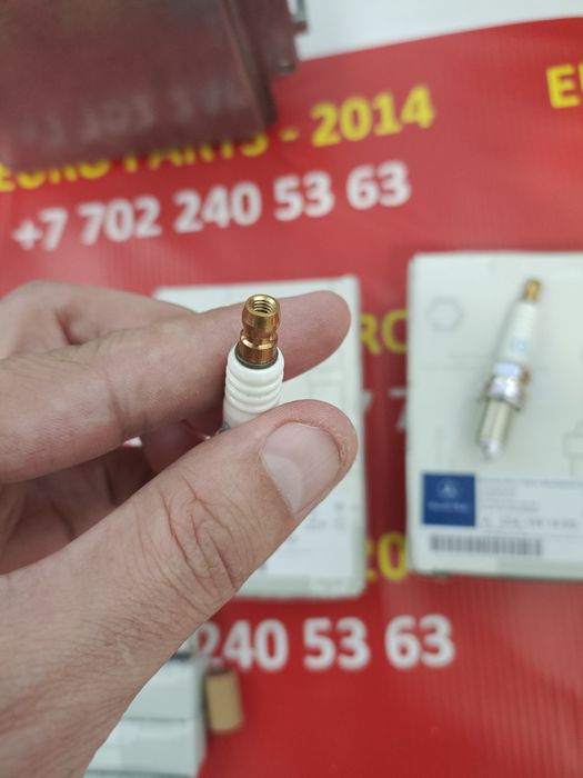 Свечи зажигания Мерседес W221 W220 S600 S65 AMG V12 М275 М137