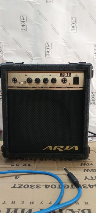 Детска китара с усилвател