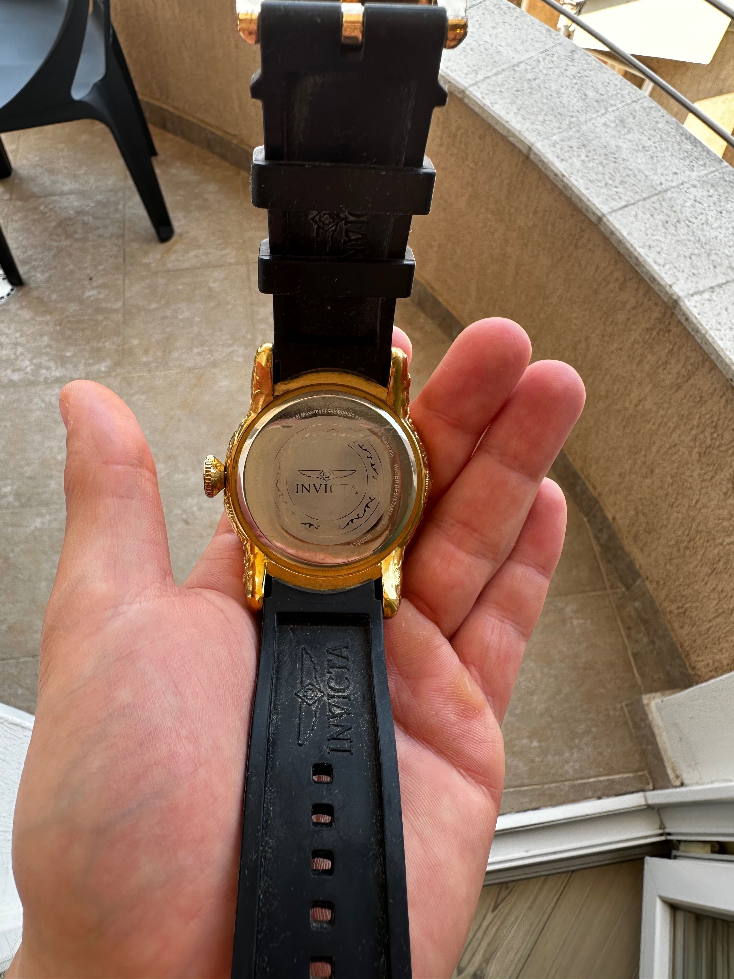 Оригинален Invicta Dragon Lupah- уникален мъжки часовник.