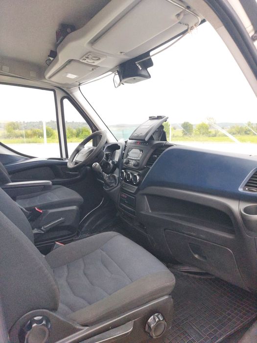 Iveco daily 35s18 auto platforma Mercedes sprinter