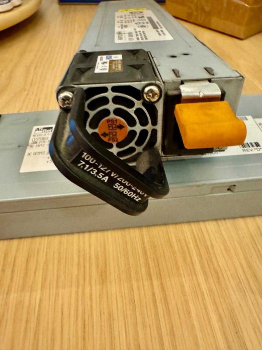 2 surse ibm Artesyn și  AcBel  850w fiecare, surse originale ibm