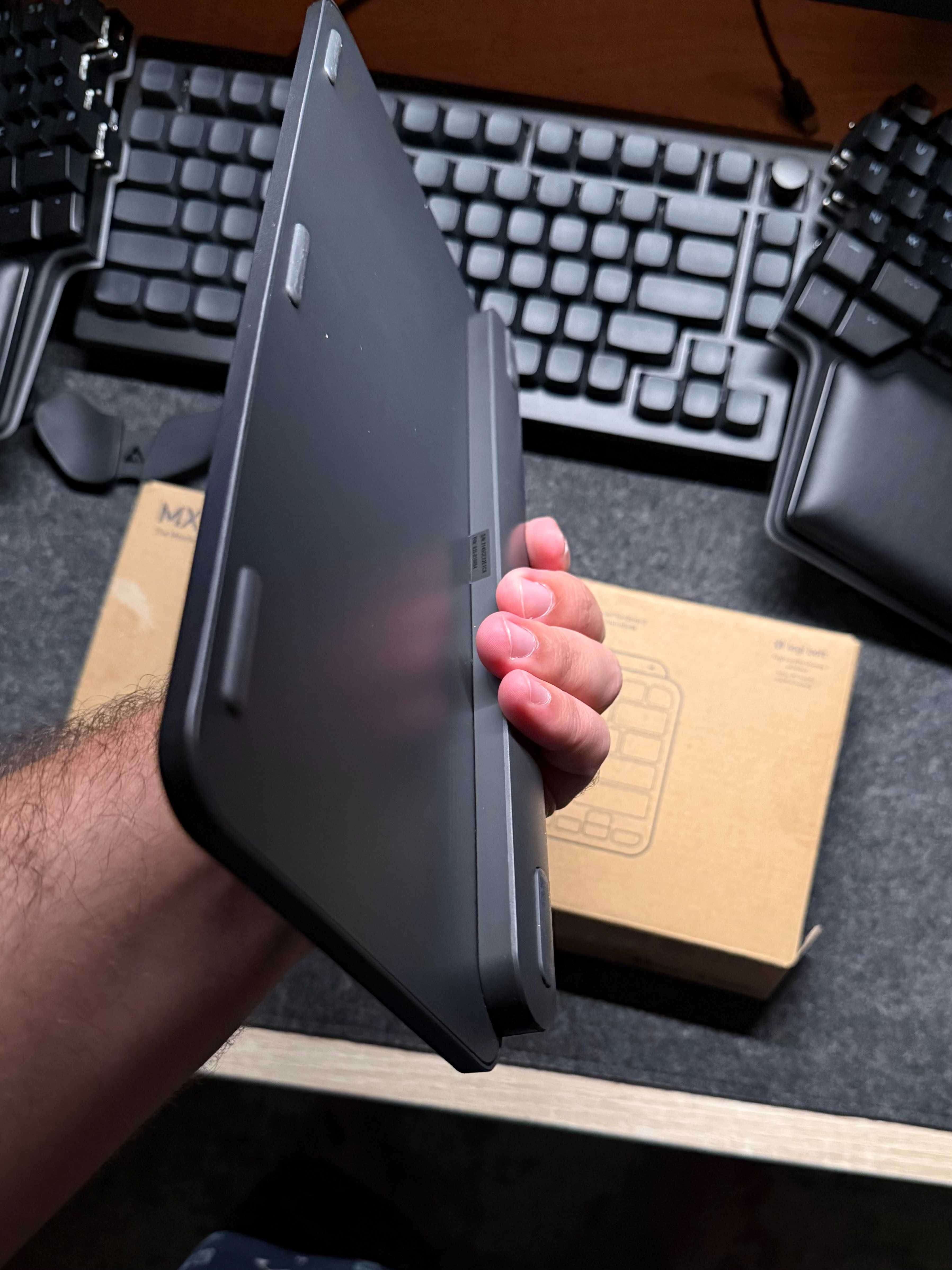 Продаю клавиатуру Logitech MX Keys Mini