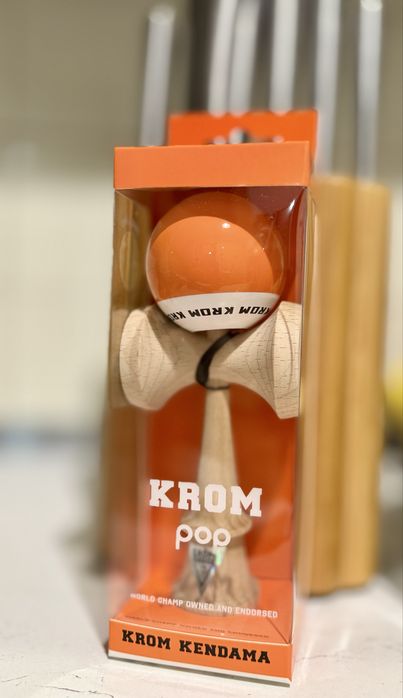 Kendama Krom Pop Lol Portocalie