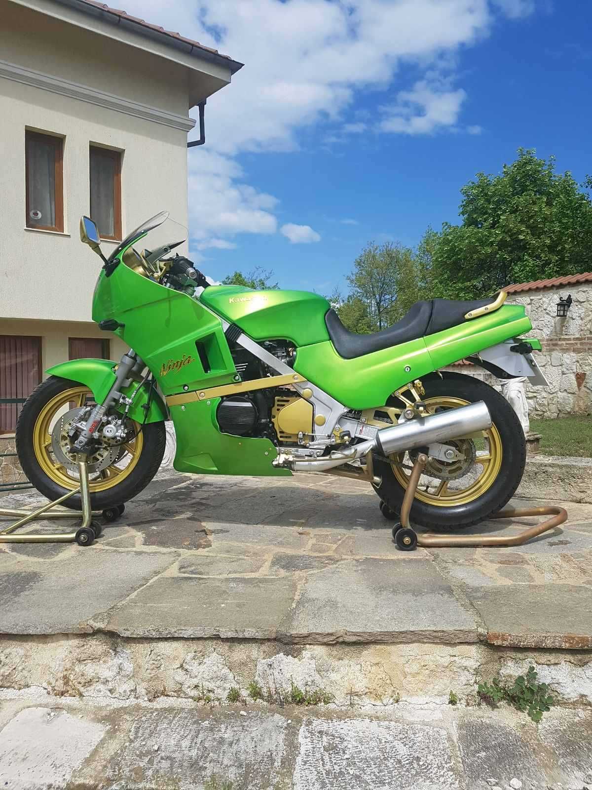 Kawasaki  GPZ 600R ( цена по договора)