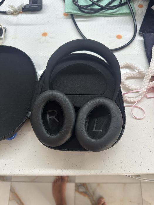 Bose слушалки 700