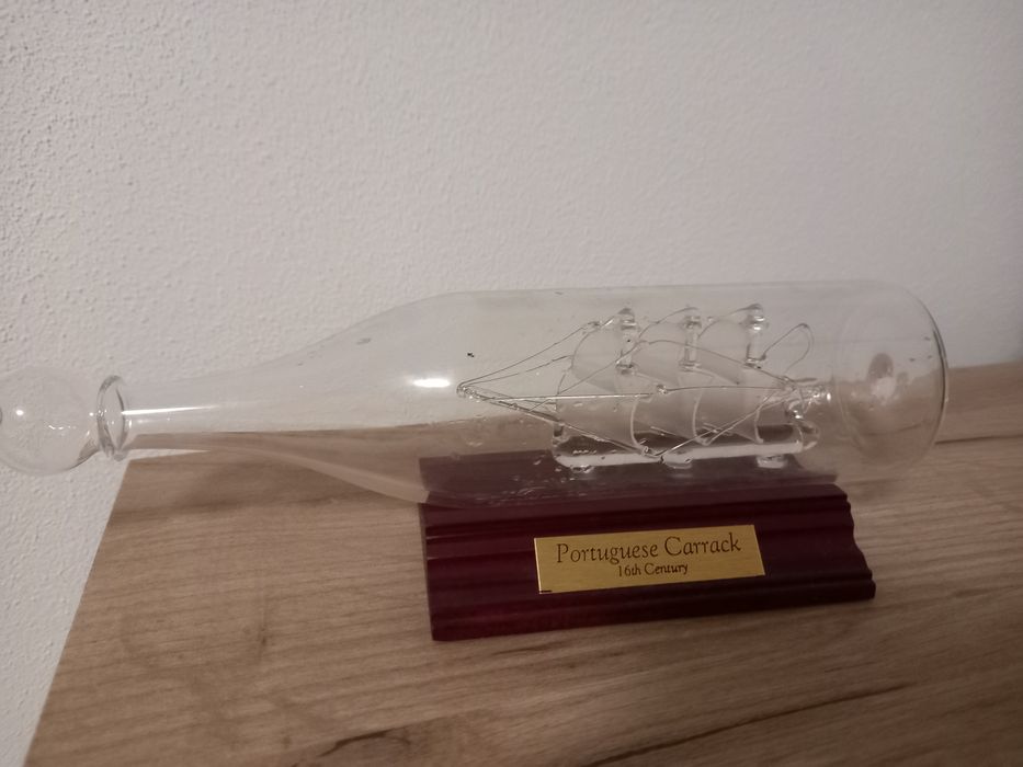 Corabie artizanala portugheza in sticla