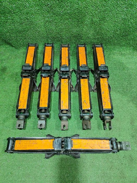 Продам Оригинальный домкрат на Nissan Pathfinder R51 / Infiniti QX60