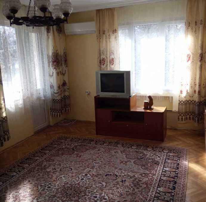 Дава се под наем Тристаен апартамент в София, Захарна фабрика - 90 кв.м за 484.5 € - Снимка #1