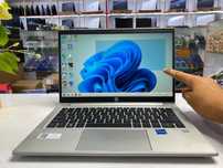 hp core i5-11 avlod 8/256 ssd metal korpus ekrani sensorlik patsvetka