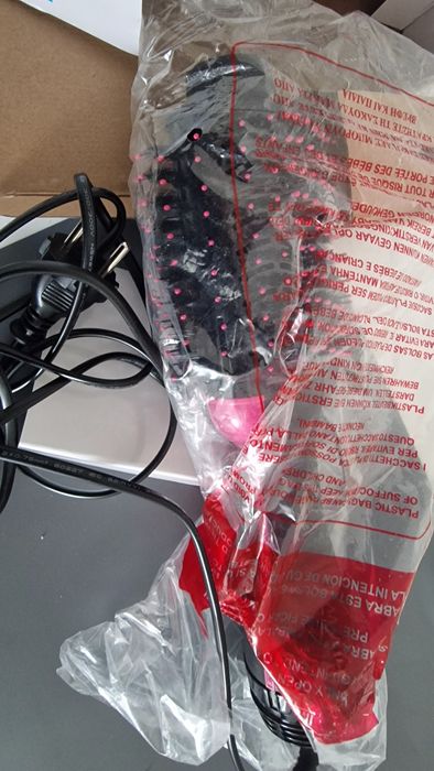 Perie electrica Revlon