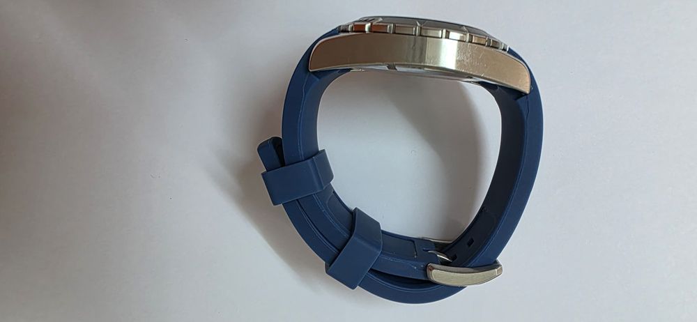 Ceas Gc Guess Collection  vand/schimb