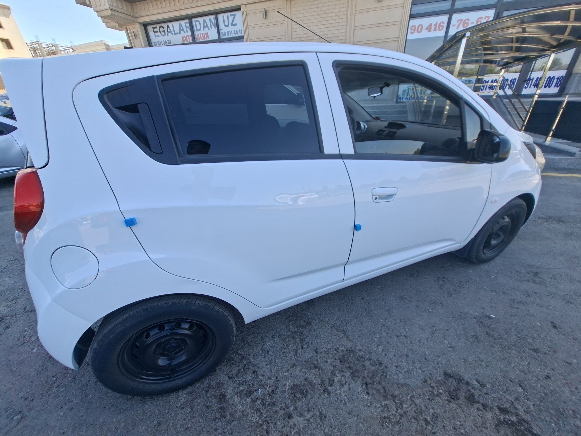 Mashina 2019 yil Metan 4Pakaleni chixol polik balonlari yaxshi myaxki