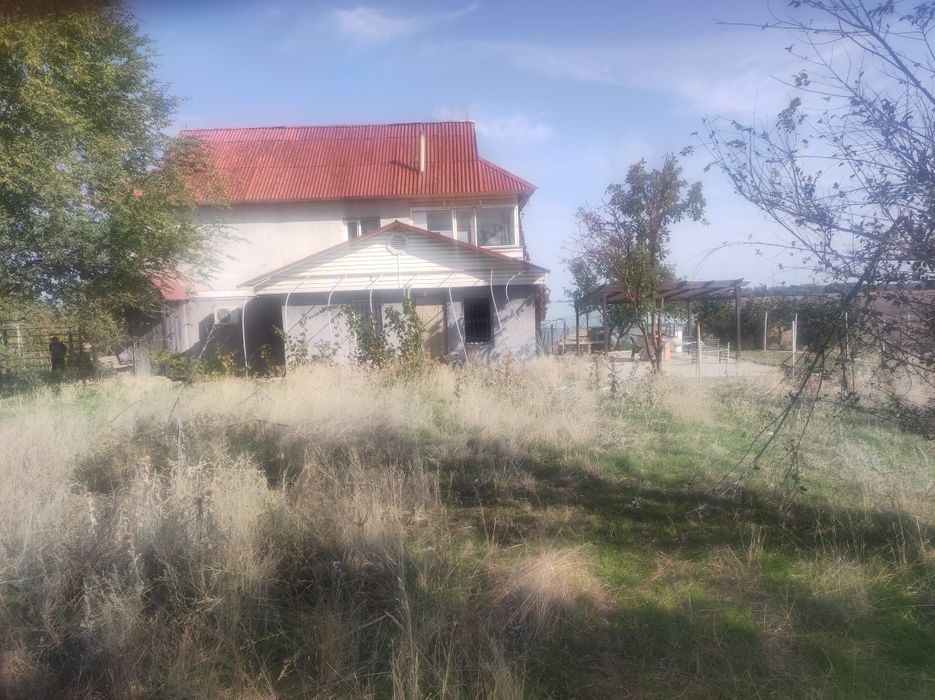 Коттедж арендаға беріледі 2этаж ;250кв жихаздалған