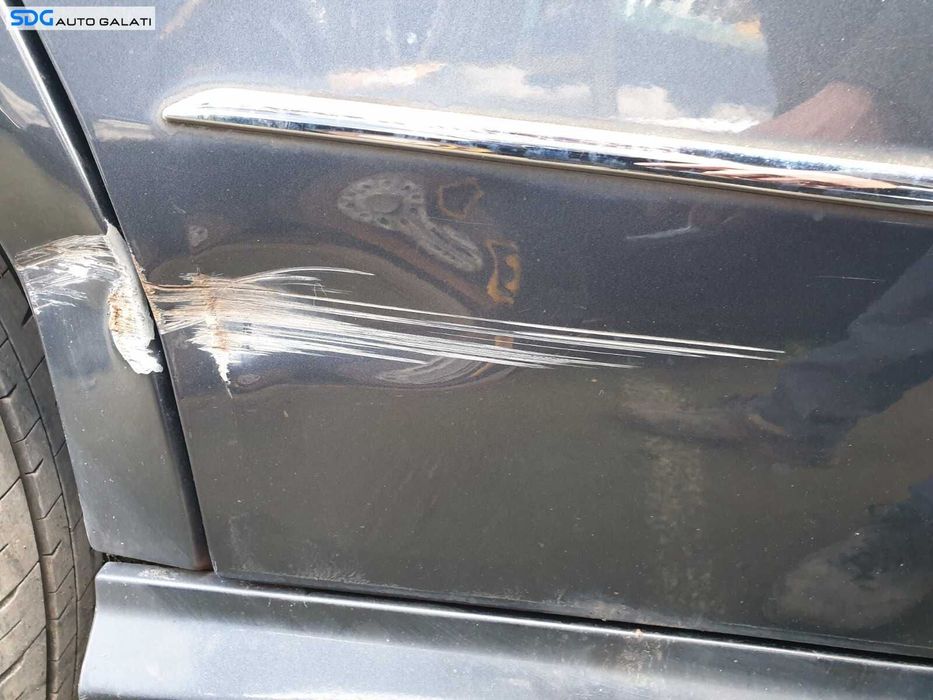 Usa Usi Portiera Portiere Dreapta Spate Dezechipata cu Defect Mercedes Clasa E Class W212 2009 - 2016 Culoare C755 [LC1840]