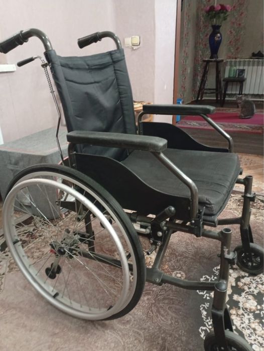 Ивалидная коляска
