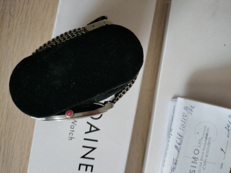 Vand  Mondaine slim swiss made