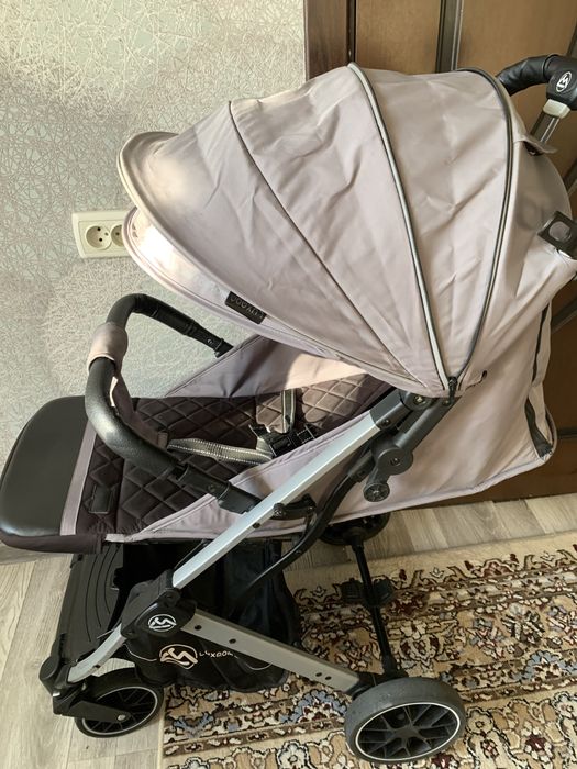 Продам детскую коляску чемодан