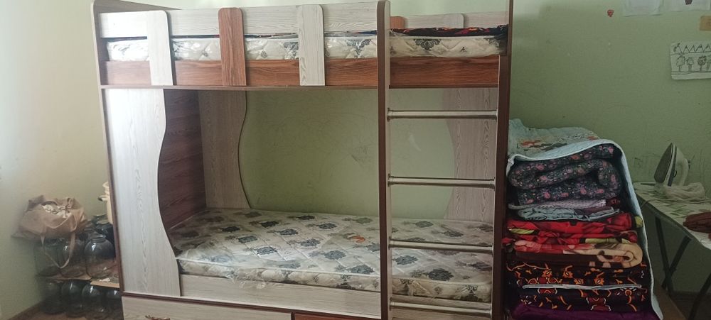 Bolalar decanchasi ikki qavatli