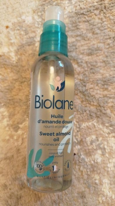 Продам Миндальное масло для кожи младенцев Biolane