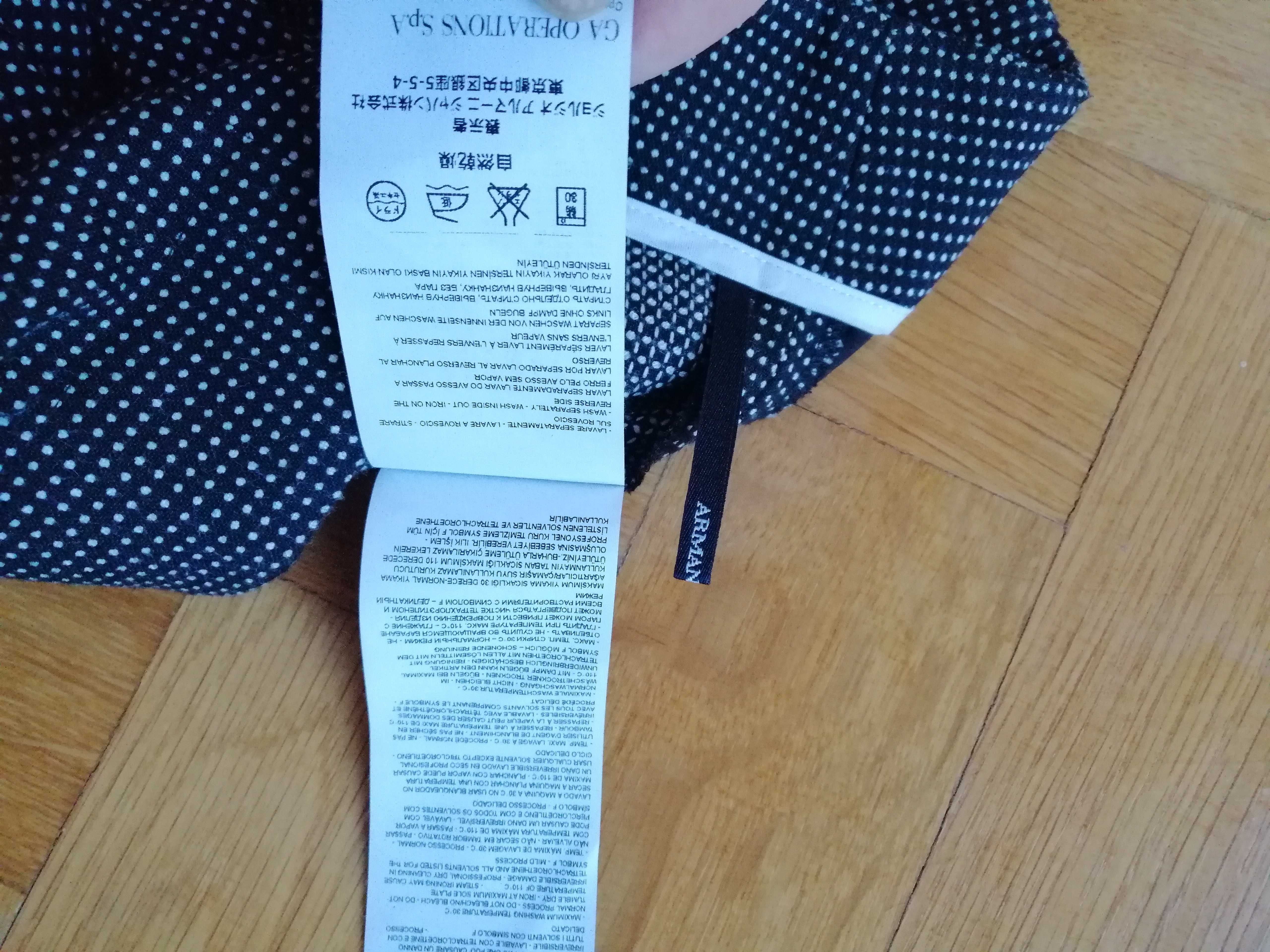 Armani Jeans панталон размер М, памук и др. примеси.