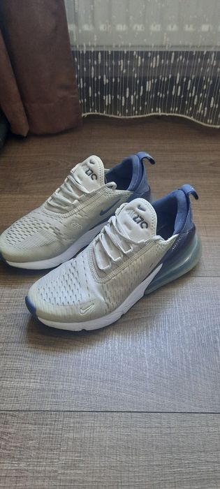 Adidas Nike AirMax 27c