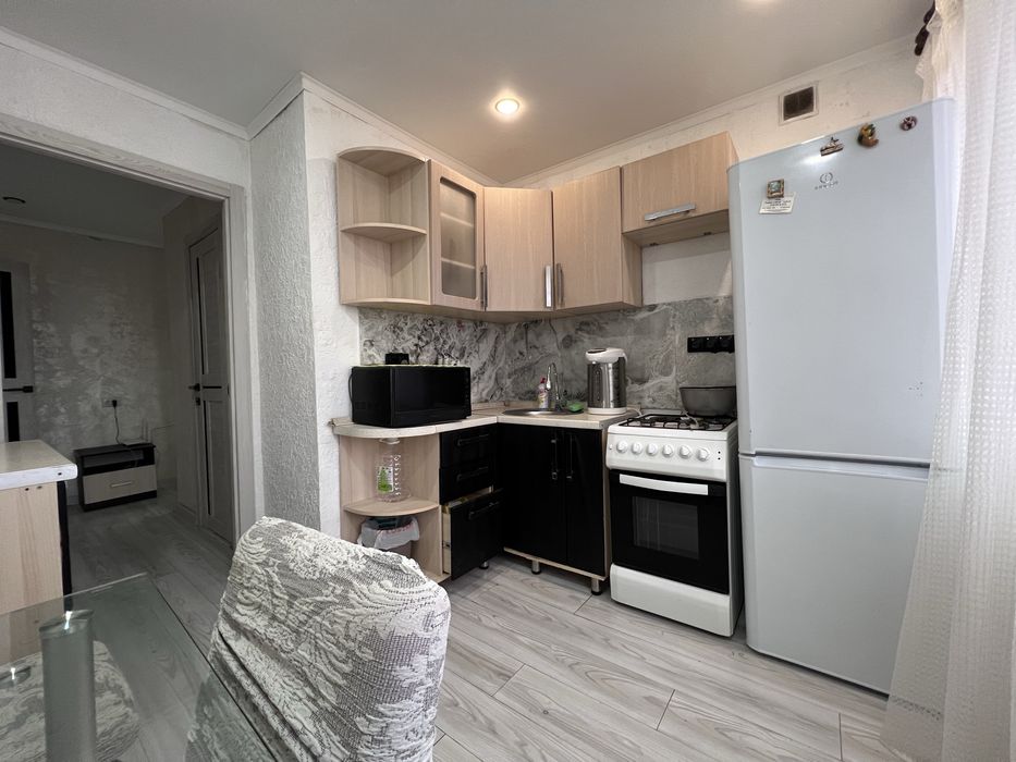 Трёхкомнатная с мебелью