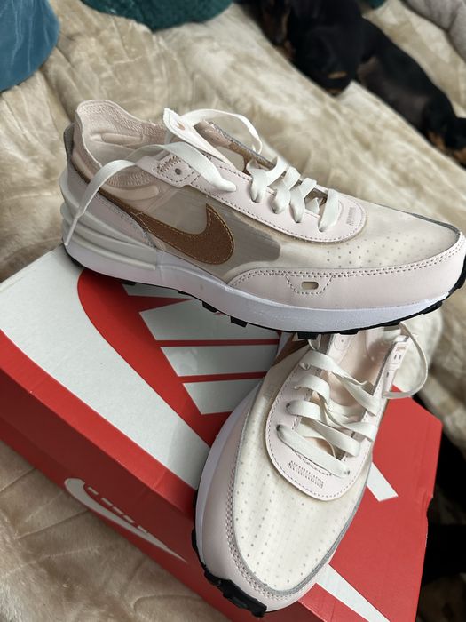 Adidasi Nike Waffle One