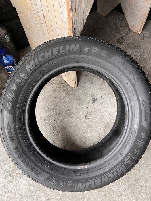 4 anvelope iarna 215/60/16 , Michelin Alpin 5