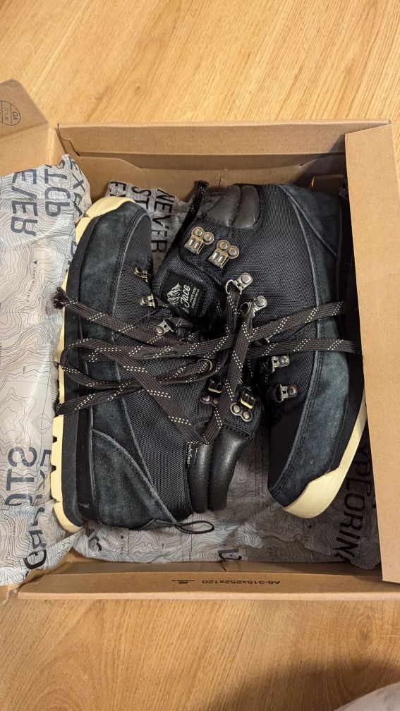 Дамски зимни обувки North Face Berkeley redux