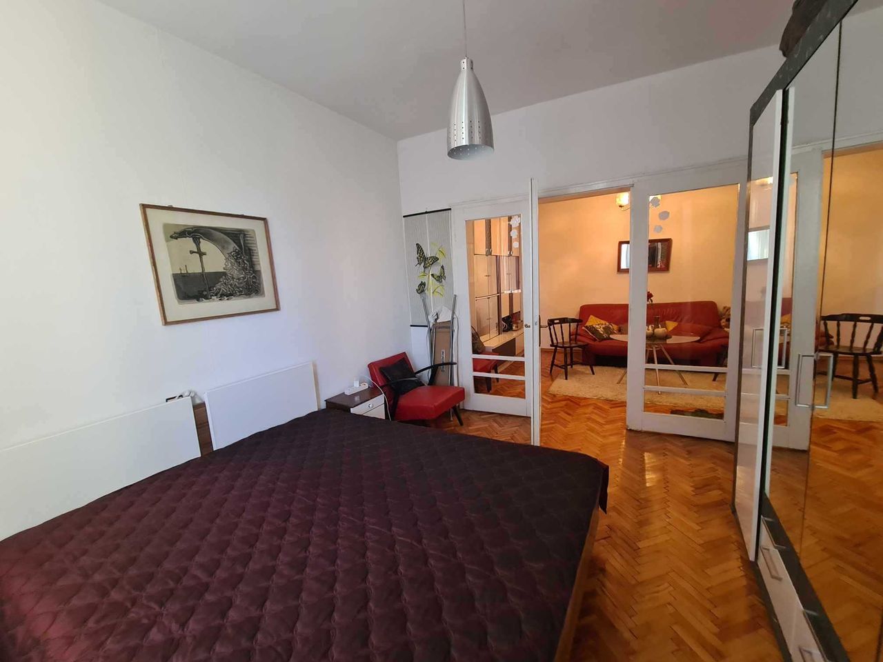 Продава се Тристаен апартамент в Хасково, Възраждане - 90 кв.м за 924 €/кв.м - Снимка #1