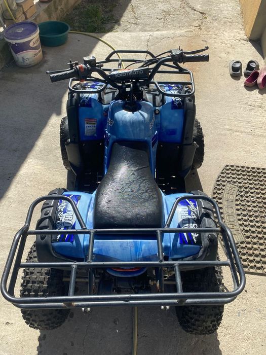 vând Atv capacitate 125cc