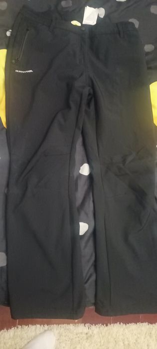 Vând pantaloni ski