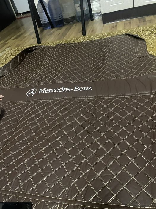 Коврик багажника M