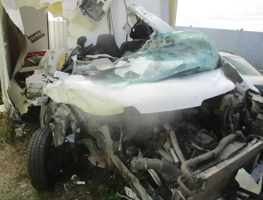 renault master 2022 avariat sau rate prin tbi