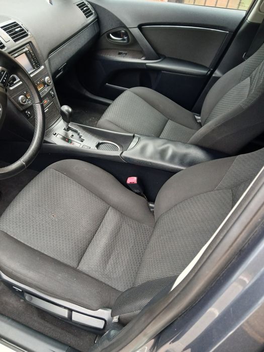 Toyota Aventis 22
