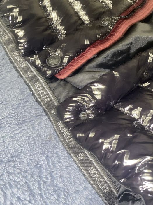 Geaca Moncler femei ca NOUA