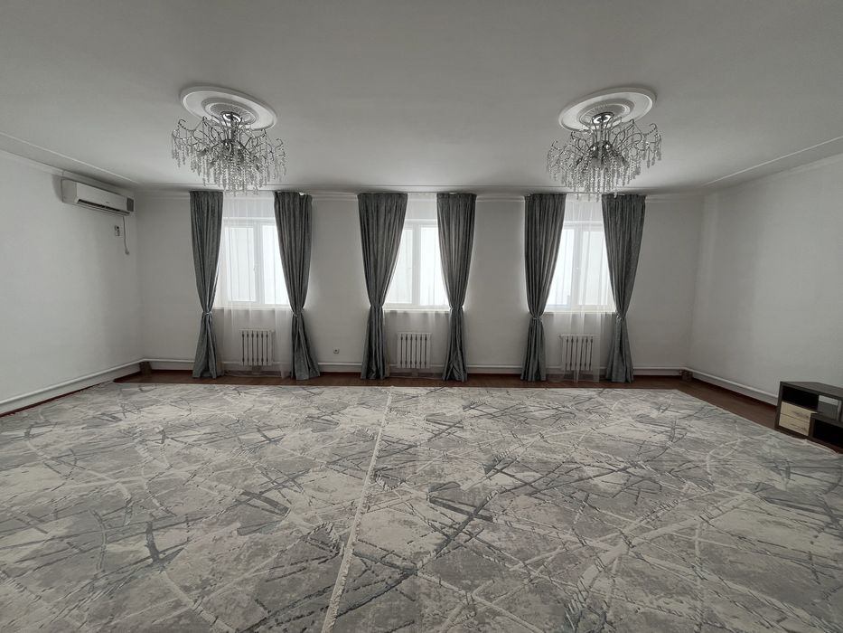 Продам ковер 2шт 4х4