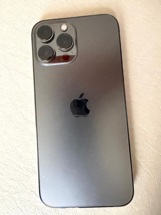 iPhone 13 Max Pro, без драскотина