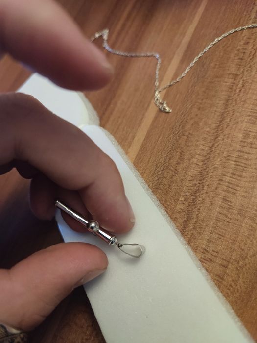 Blackfriday-Cruce din aur alb 14K,1.03 grame – vintage, cu urme de uzu