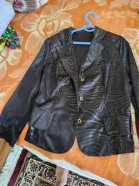 пиджак кожаный размер 48-52 натуральная кожа