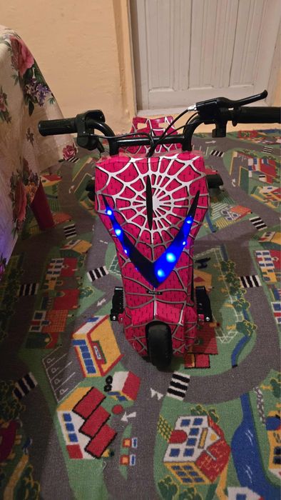 Vand Tricicletă electrică Spider Man Edition