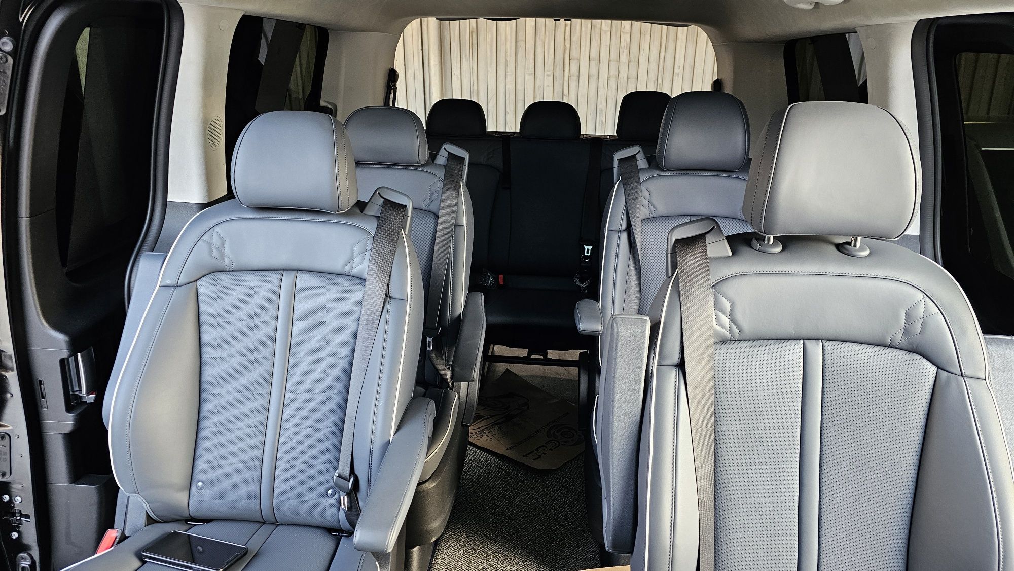 Mercedes V250 минивен микроавтобус аренда авто с водителем, VIP такси