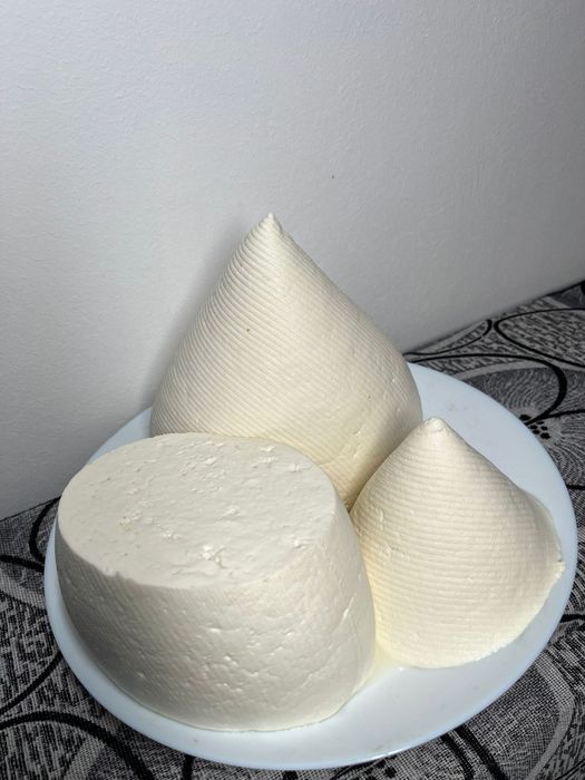 De vanzare Brânză de capră