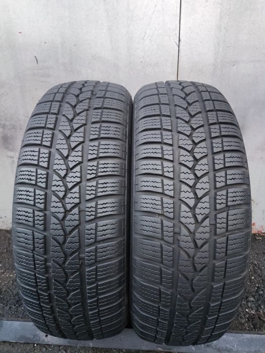 2бр зимни гуми 185/60/15 Kormoran Snowpro
6.99mm
dot21
Много добро със